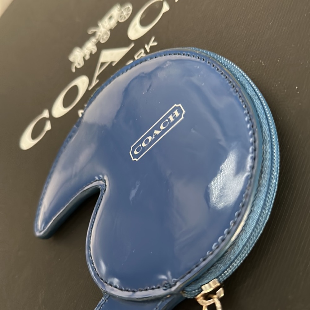 Coach Coin Purse Toucan Red Blue Green White Patent Leather Bird Wallet Card - Picture 6 of 7